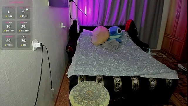Snapshot of monica__elder chatting on June 23, 5:27 am monica elder online show from June 23, 5:27 am