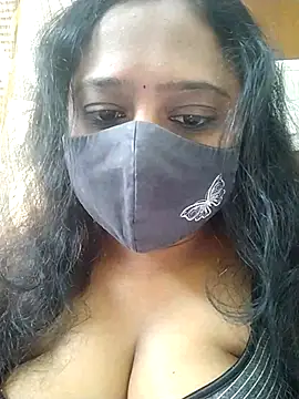 Snapshot of sexynayan23 chatting on December 3, 4:53 am sexynayan23 online show from December 3, 4:53 am