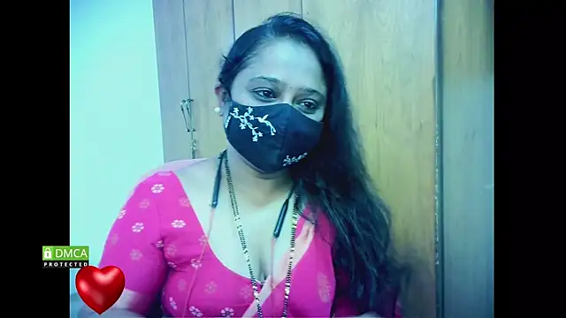 sexynayan23 online show from January 18, 5:33 am