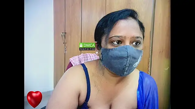Snapshot of sexynayan23 chatting on July 18, 5:22 am sexynayan23 online show from July 18, 5:22 am