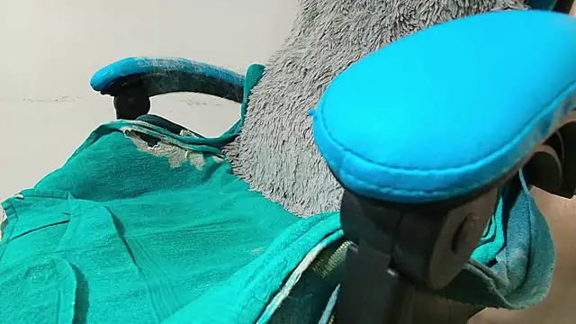 klylls squirt  online show from August 5, 7:49 pm