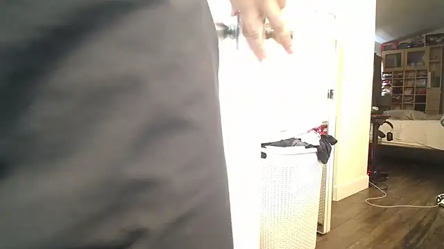 Snapshot of proseccopapi23 chatting on October 19, 1:56 pm proseccopapi23 online show from October 19, 1:56 pm