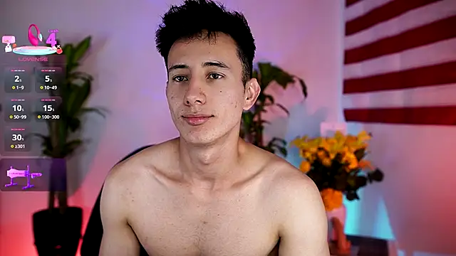 Snapshot of _Alexxx chatting on September 25, 2:04 am Alexxx online show from September 25, 2:04 am