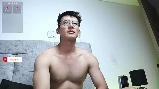 Snapshot of _Alexxx chatting on September 30, 11:32 pm Alexxx online show from September 30, 11:32 pm