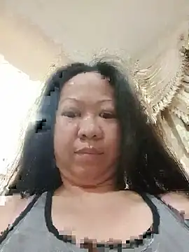 Snapshot of Sweet_Lady30 chatting on June 5, 3:13 am Sweet Lady30 online show from June 5, 3:13 am