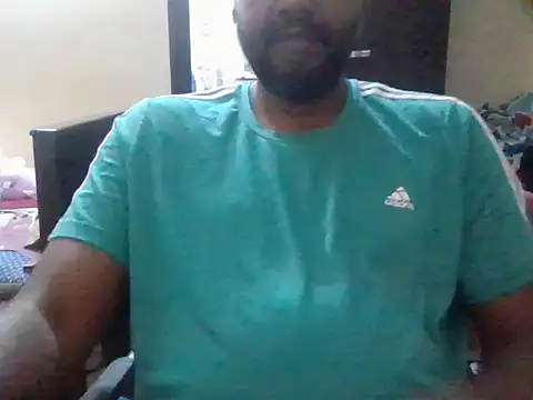 Snapshot of rajkumar147 chatting on June 25, 7:18 pm rajkumar147 online show from June 25, 7:18 pm