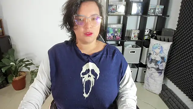 aika-dreams online show from January 5, 12:42 pm