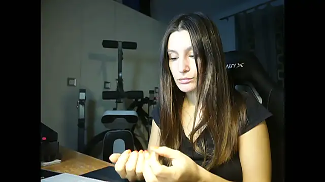 GodlyTheia online show from December 5, 7:17 pm