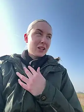 CutieEmy online show from March 9, 1:26 pm