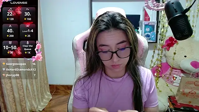 Maggie Fox3 online show from January 26, 4:30 am