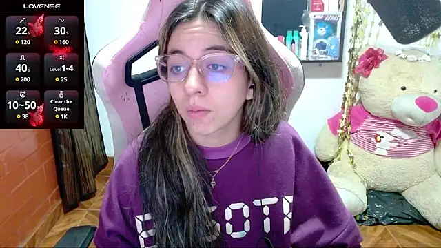 Maggie Fox3 online show from February 18, 1:32 am