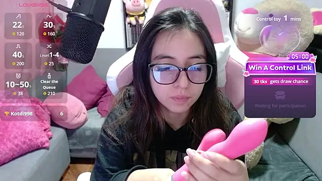 Maggie Fox3 online show from February 22, 1:51 am