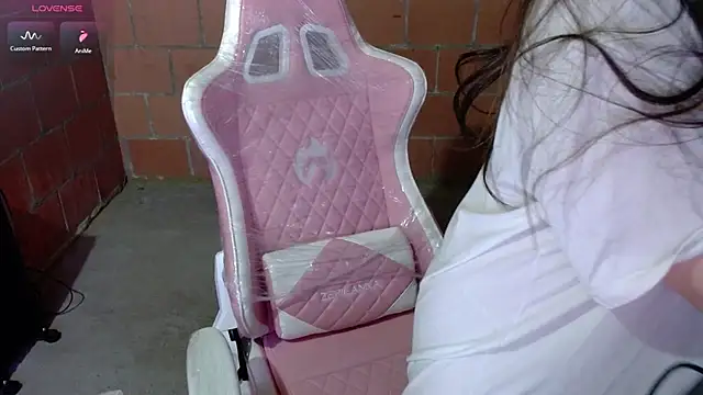 Maggie Fox3 online show from May 23, 12:49 am