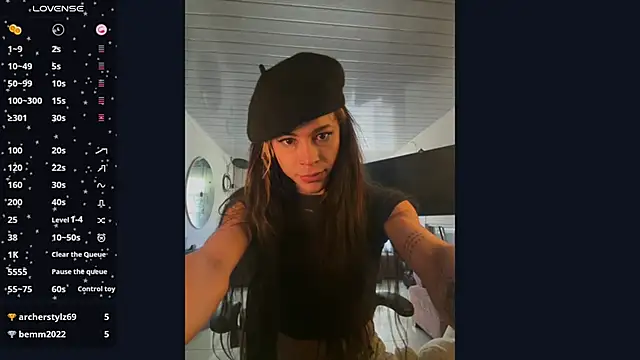 stormytt  online show from February 19, 12:33 pm