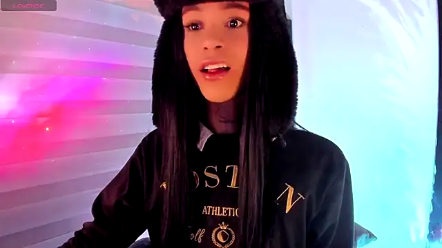 stormytt  online show from September 19, 1:40 am