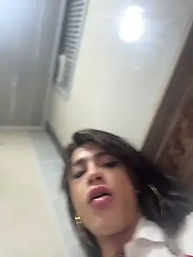 stormytt  online show from November 28, 12:41 pm