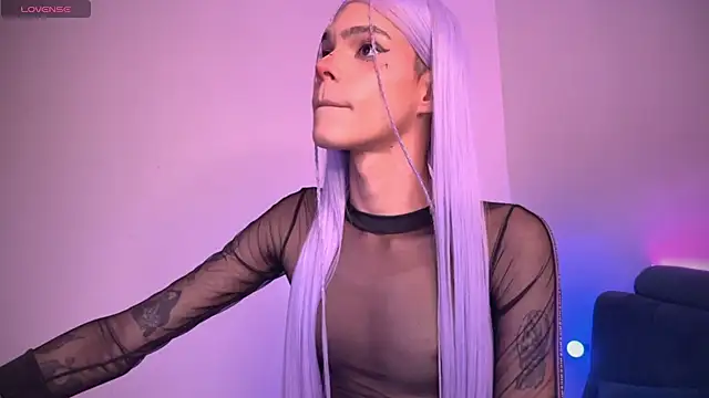 Snapshot of Varya_Ferreira chatting on March 21, 1:56 am Varya Ferreira online show from March 21, 1:56 am