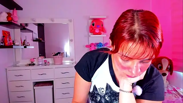 Vannessa  Shy online show from June 11, 3:43 pm