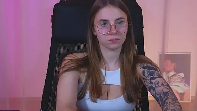 Snapshot of _AnnaStark_ chatting on January 16, 11:48 pm AnnaStark online show from January 16, 11:48 pm