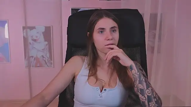 Snapshot of _AnnaStark_ chatting on March 22, 8:48 pm AnnaStark online show from March 22, 8:48 pm