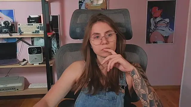  AnnaStark  online show from April 29, 8:26 pm