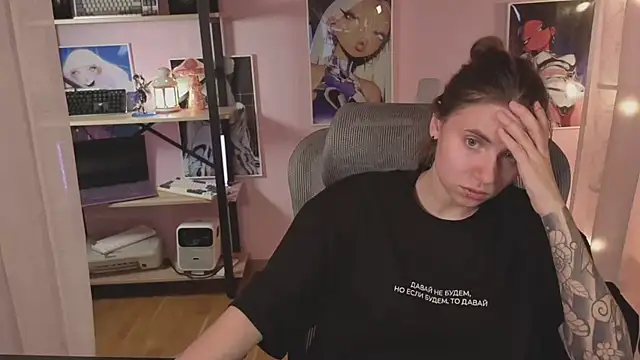  AnnaStark  online show from July 16, 8:26 pm