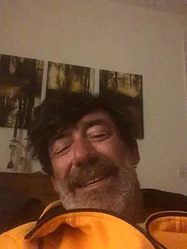 maxximere online show from October 22, 11:48 pm