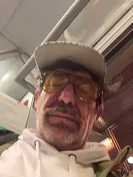 maxximere online show from February 23, 11:24 pm