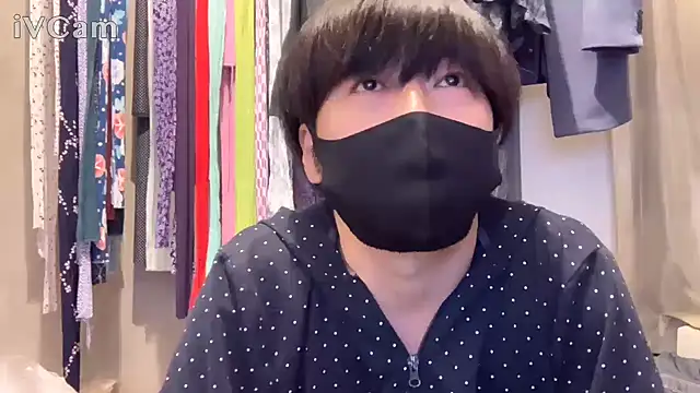 Snapshot of Fundoshi_2 chatting on November 28, 3:47 pm Fundoshi 2 online show from November 28, 3:47 pm