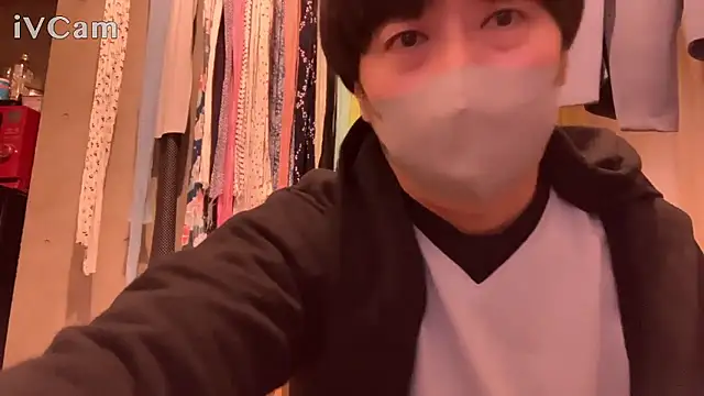 Snapshot of Fundoshi_2 chatting on December 20, 12:45 pm Fundoshi 2 online show from December 20, 12:45 pm