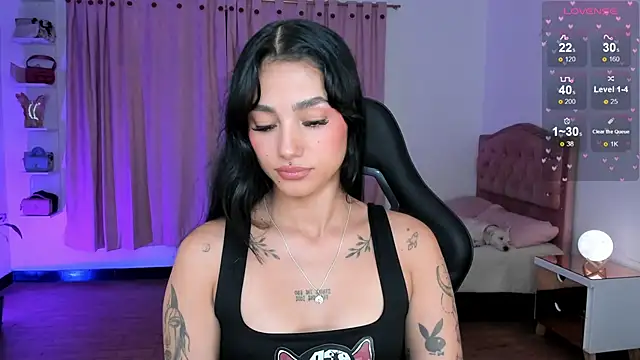 Lizzie corner v online show from February 23, 11:35 pm