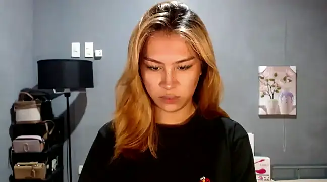 luxxy grand online show from January 23, 8:25 am