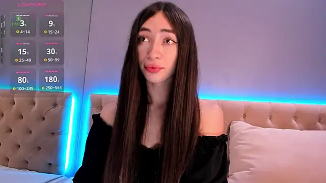 Snapshot of NickieRainer chatting on March 7, 1:51 pm NickieRainer online show from March 7, 1:51 pm