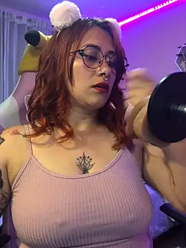 Snapshot of Luna_Paris_ chatting on January 10, 12:27 am Luna Paris online show from January 10, 12:27 am