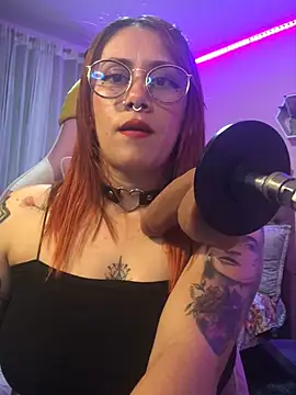 Snapshot of Luna_Paris_ chatting on February 9, 12:17 am Luna Paris online show from February 9, 12:17 am