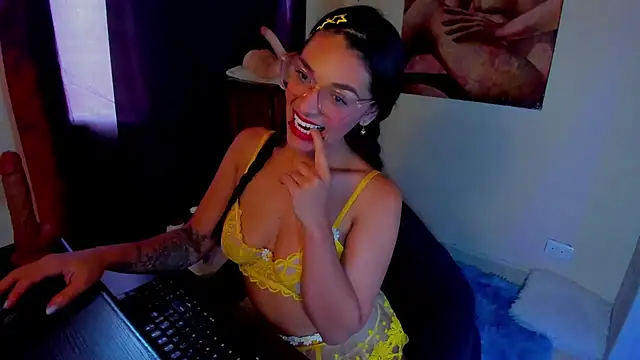 annyluna1 online show from June 26, 8:24 pm
