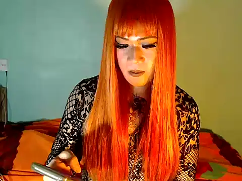 Snapshot of Hugeladycockmarga chatting on December 20, 2:19 am Hugeladycockmarga online show from December 20, 2:19 am