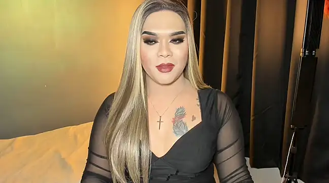 Snapshot of VictoriaEliz chatting on March 12, 12:47 pm VictoriaEliz online show from March 12, 12:47 pm