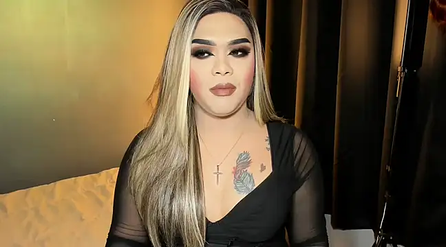 Snapshot of VictoriaEliz chatting on March 15, 1:51 pm VictoriaEliz online show from March 15, 1:51 pm