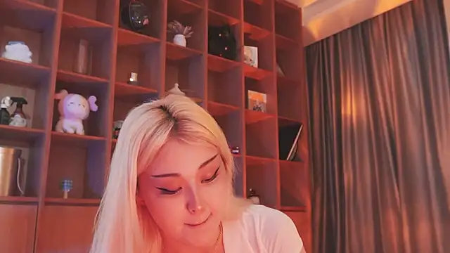 Snapshot of hyun_chia chatting on November 22, 3:16 am hyun chia online show from November 22, 3:16 am