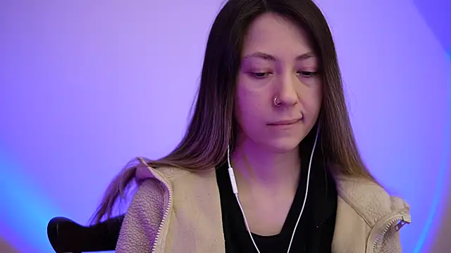 chibi moon  online show from March 14, 8:38 pm