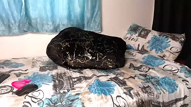 SweetAppleCandyxx online show from May 10, 5:23 am
