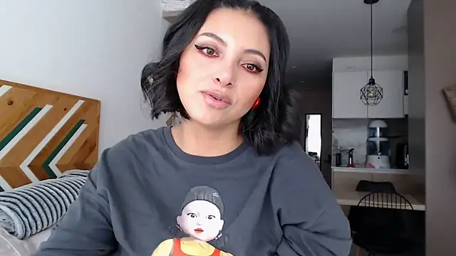 alexademie1 online show from December 21, 3:09 pm