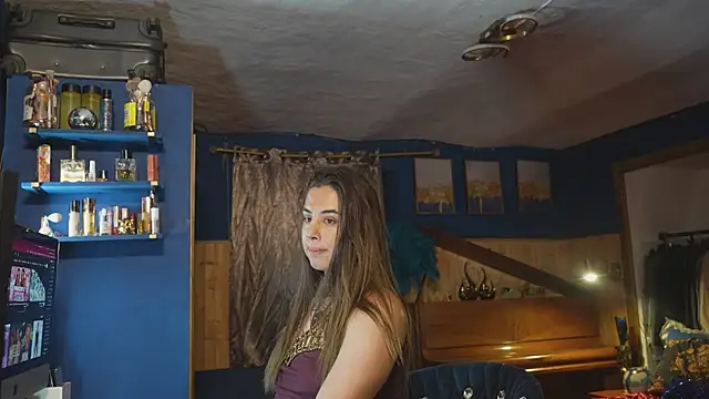 Snapshot of VanessaDoyle chatting on July 7, 8:02 pm VanessaDoyle online show from July 7, 8:02 pm