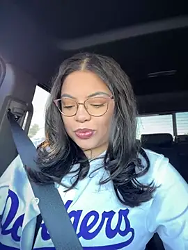 drizzypeach602 online show from January 17, 10:56 pm