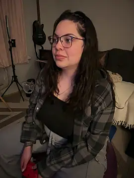 drizzypeach602 online show from July 11, 6:05 am