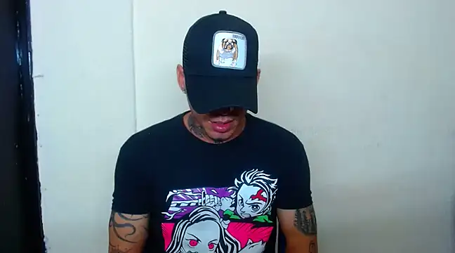 Snapshot of sebas_bigcock69 chatting on March 23, 5:32 am sebas bigcock69 online show from March 23, 5:32 am