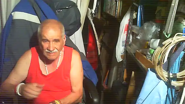 Snapshot of nonnomaturobisex chatting on July 3, 10:32 am nonnomaturobisex online show from July 3, 10:32 am