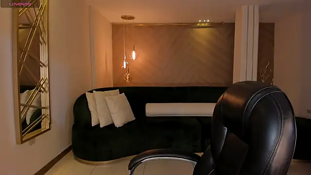 Snapshot of LexieWayne chatting on September 20, 12:50 pm LexieWayne online show from September 20, 12:50 pm