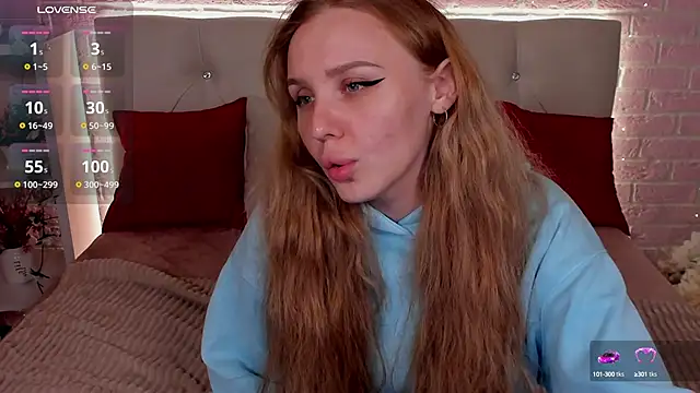 LianaFord online show from March 22, 7:20 pm